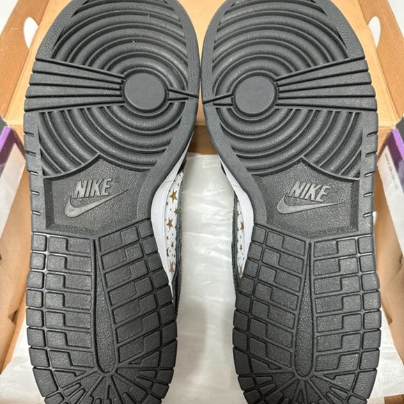 Nike Dunk Low SB Supreme main image 7